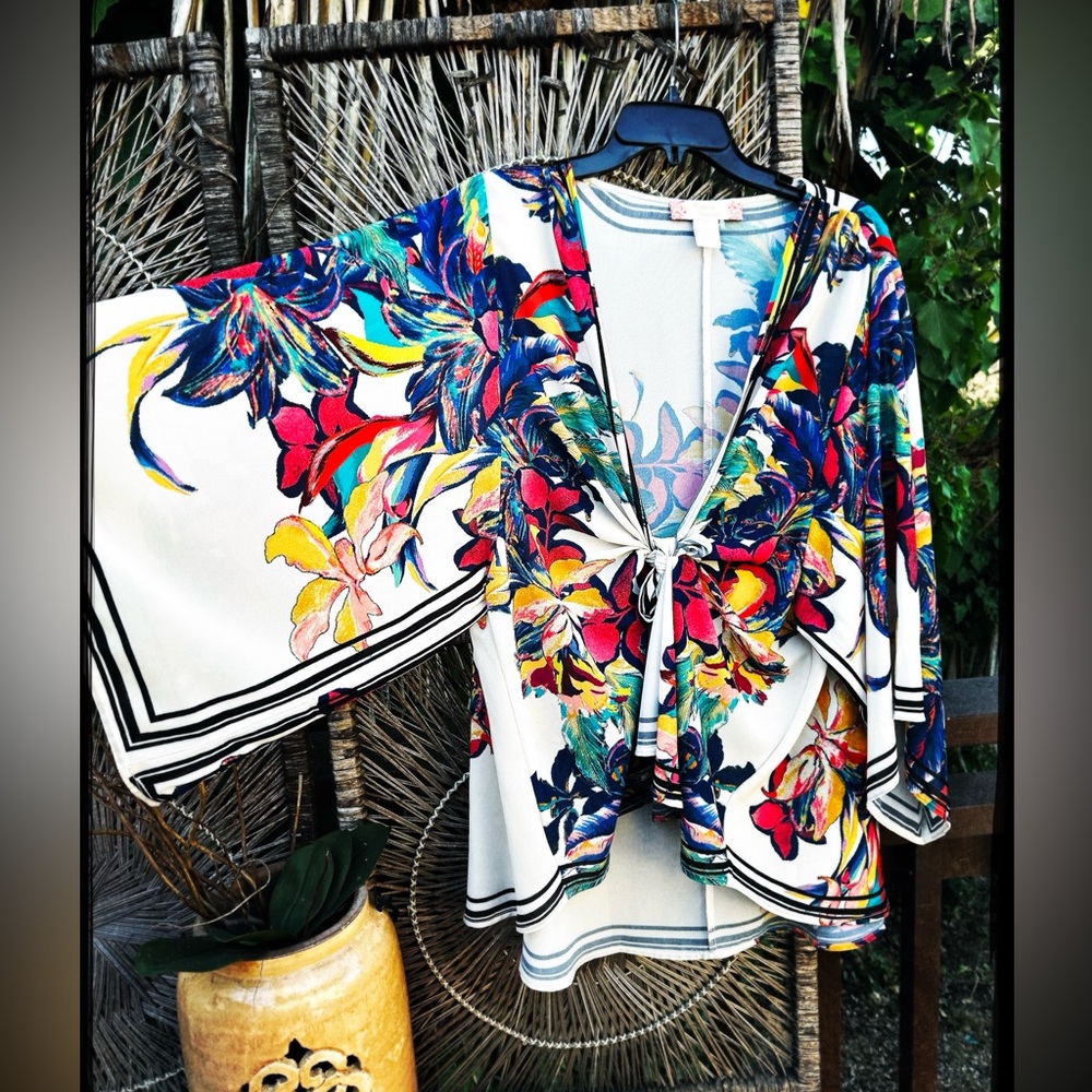 Border print floral kimono
